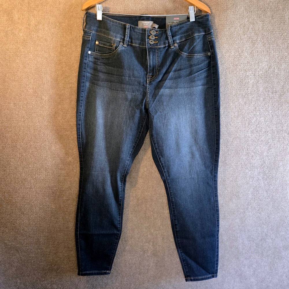 New Torrid‎ High Rise Smoothing Super Skinny 3 Button Dark Wash 14 Short